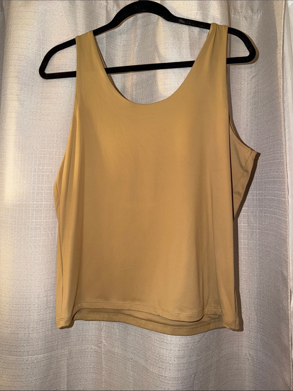 Women's Sleeveless Tank Top - Tan